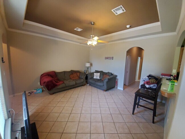 Foto del edificio - 3/3 duplex with washer/dryer and fenced yard!!