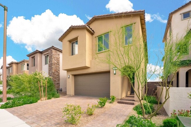 Foto del edificio - 4bedroom home in Summerlin