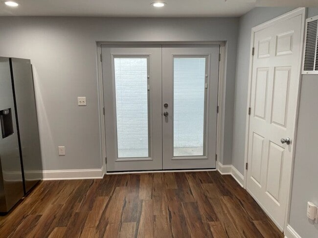 Building Photo - 11704 Hazeltine Ct