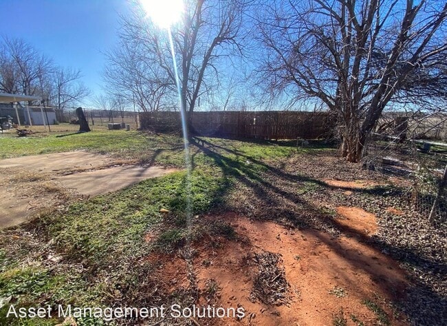 Foto del edificio - 5 br, 1.5 bath House - 4913 Creekwood Terrace