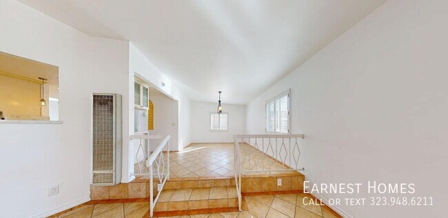 Foto del edificio - 7317 Kraft Ave