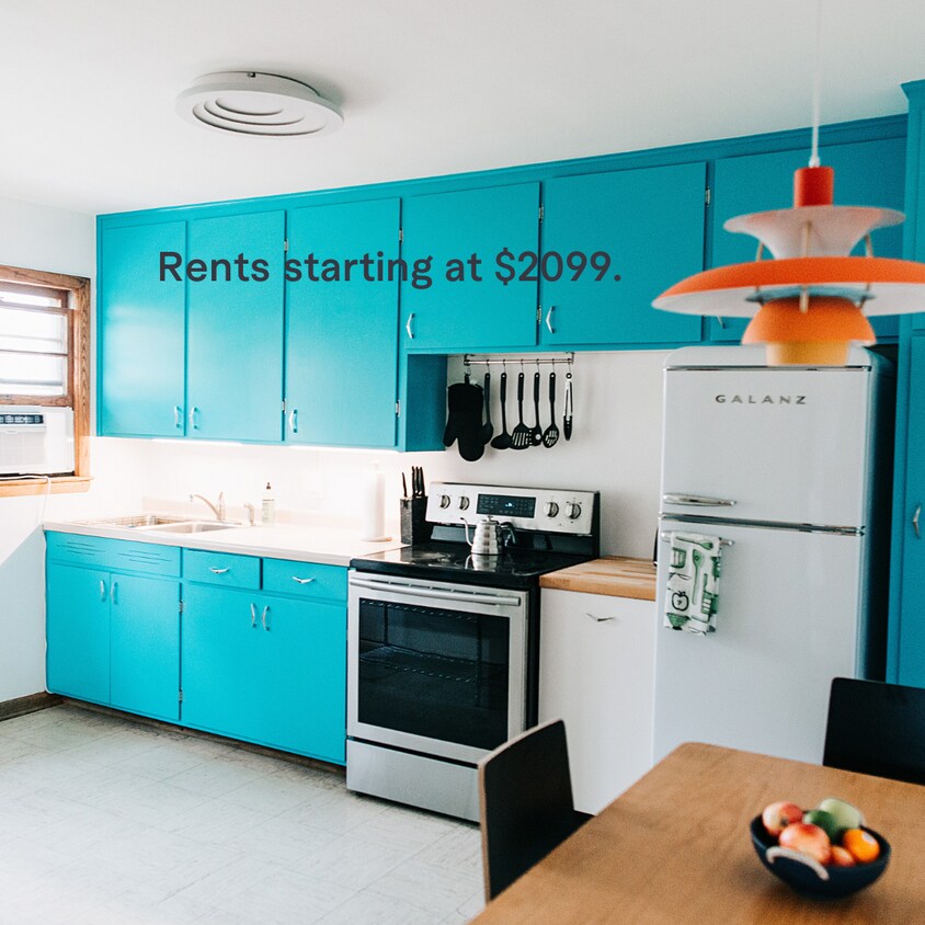 217219 Rosemary Ave Unit 2 BR Duplex with dog run/private patio