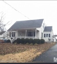 Building Photo - 1509 Sharon Dr