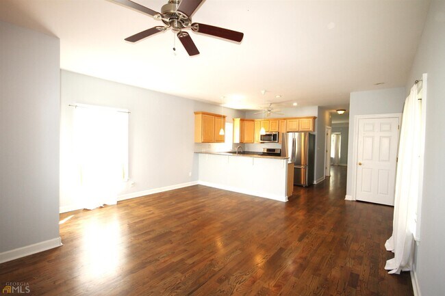 Building Photo - 1036 Manigault St SE