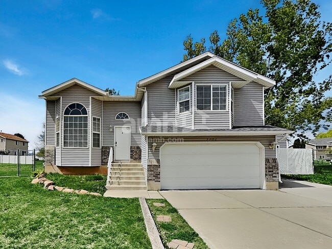 Building Photo - 2456 S 2940 W