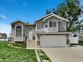 Building Photo - 2456 S 2940 W