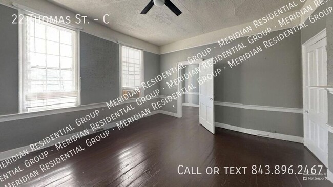 Foto del edificio - Charming 1BR + Study in Downtown Charleston