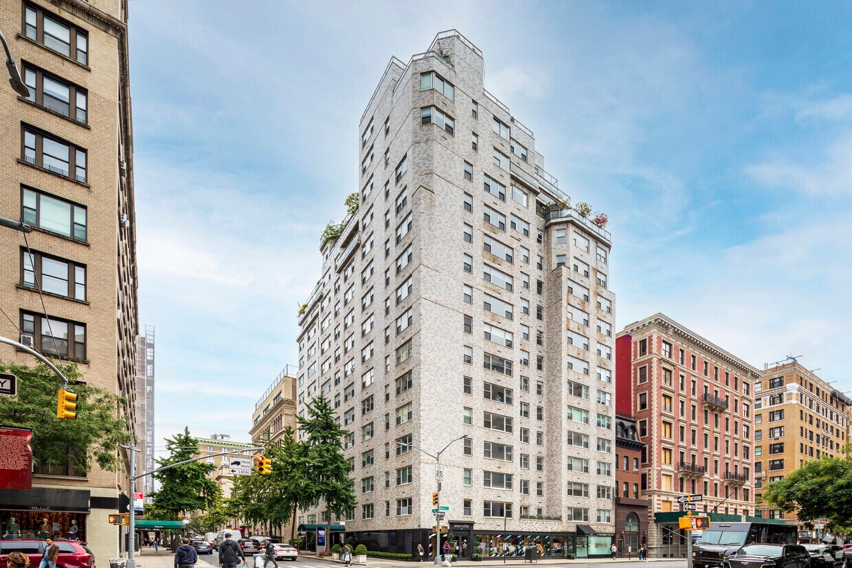 Primary Photo - 40-42 E 84th St
