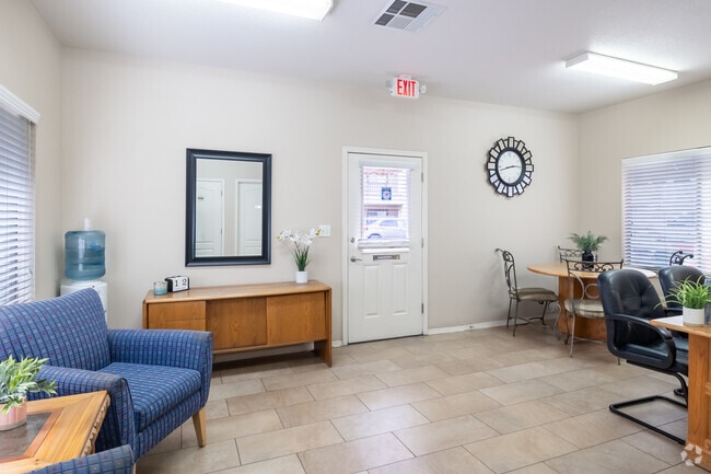 Foto del vestíbulo - La Jolla Place Apartments