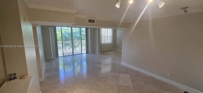Foto del edificio - 509 E Sheridan St