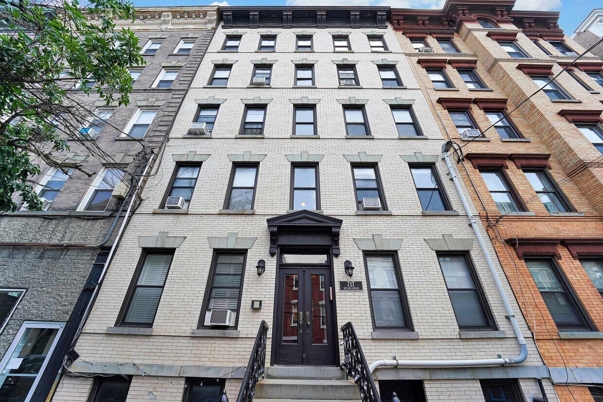717 Willow Ave Unit 3, Hoboken, NJ 07030 Condo for Rent in Hoboken