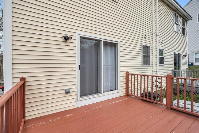 Building Photo - 2 Wigwam Hill Dr
