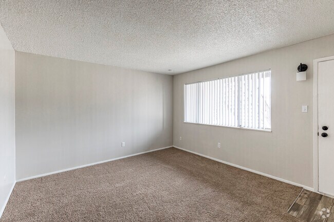 1 BR, 1 BA - 629 SF - MOUNTAIN VISTA