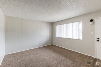 1 BR, 1 BA - 629 SF - MOUNTAIN VISTA