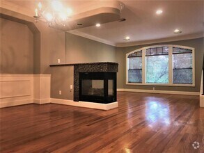 Building Photo - 2430 Dorrington St