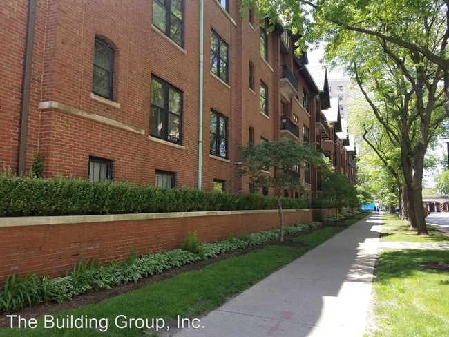Building Photo - 5100 S Hyde Park Blvd