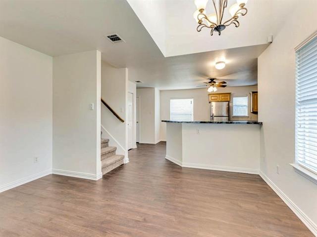 Foto del edificio - 4707 Valleyview Dr