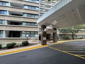 Building Photo - 5911 Edsall Rd