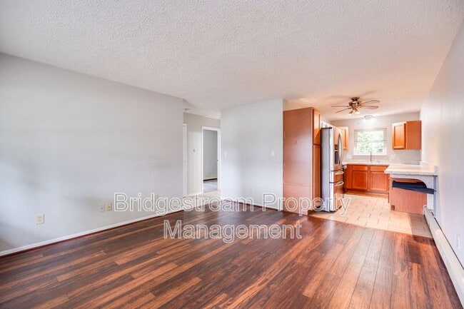 Building Photo - 14-107 Candlewood Court