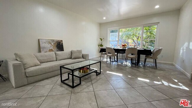 Foto del edificio - 3 br, 2 bath House - 12418 Bradford Pl