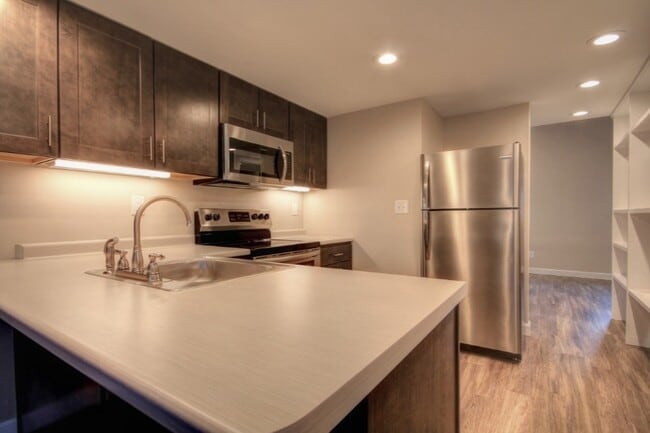 Foto del edificio - Fairlawn Village