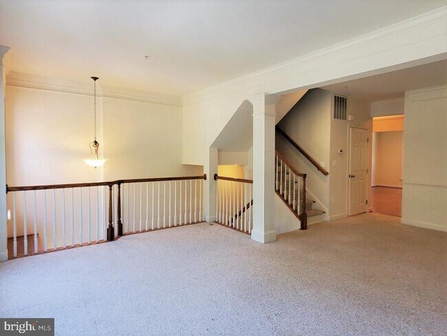 Building Photo - 1625 Whitehall Dr