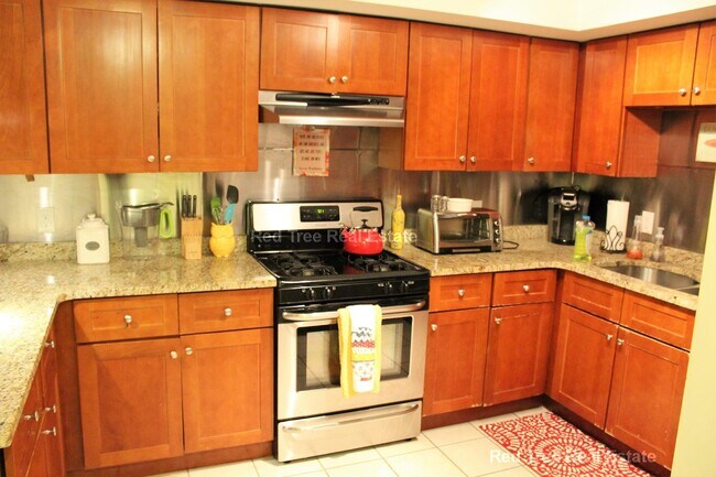 Foto del edificio - 10 Strathmore Rd