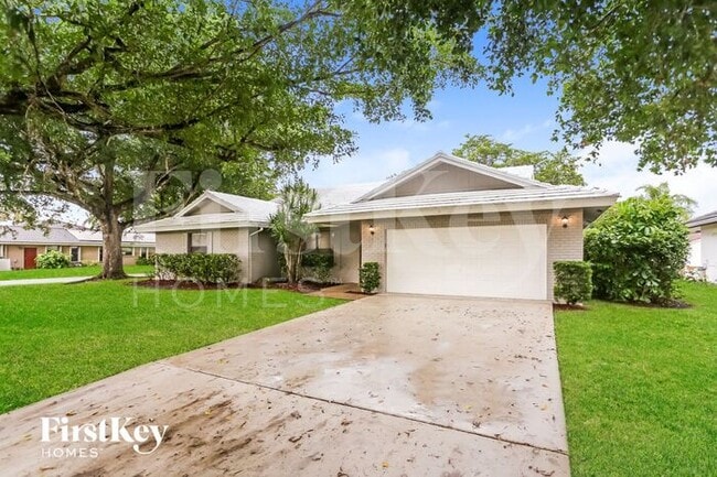 Building Photo - 3999 NW 73rd Way