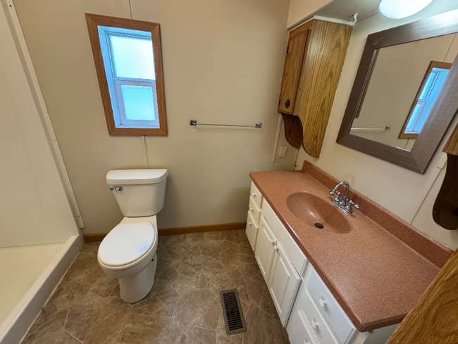 Building Photo - 4664 US-30