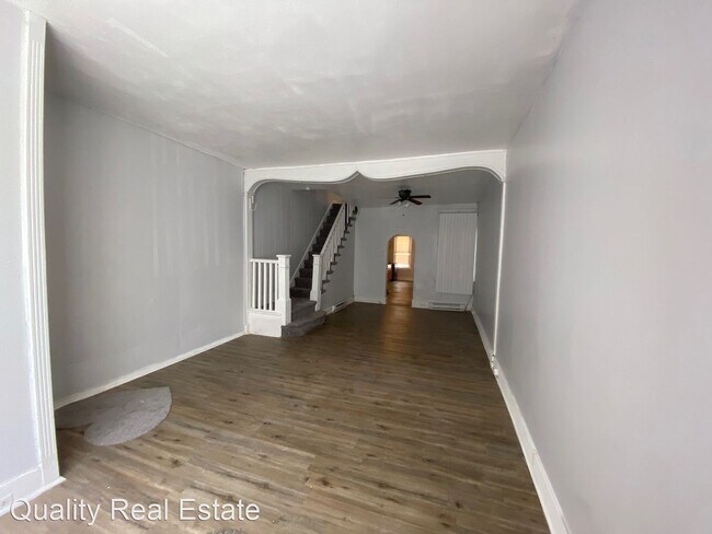 Building Photo - 3 br, 1 bath House - 2235 Dickinson st