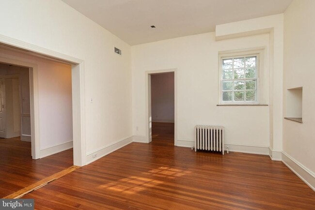 Building Photo - 6610 Wissahickon Ave
