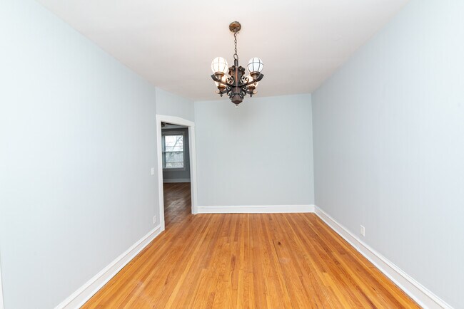 Foto del edificio - 4008 N Wolcott Ave