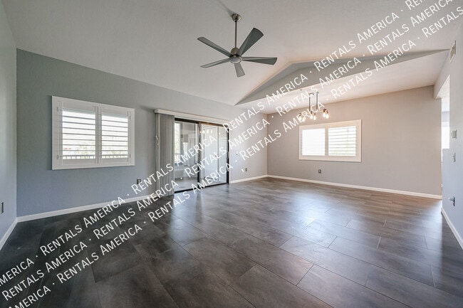 Building Photo - 9555 E Raintree Dr