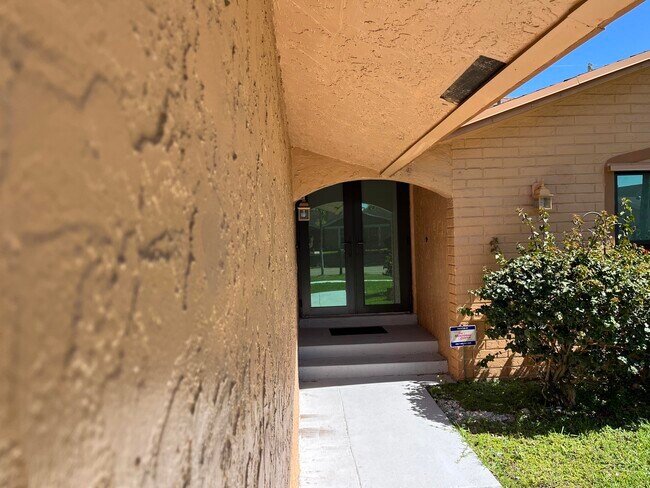 Foto del edificio - 9321 NW 43rd St