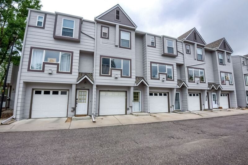 Foto principal - 6382 W Byers Pl