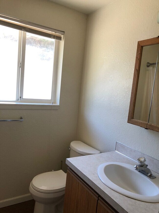 Building Photo - WOLF3255