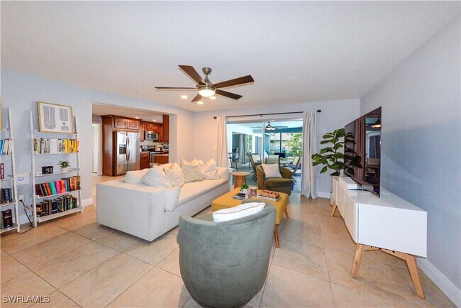 Foto del edificio - 12150 McGregor Blvd