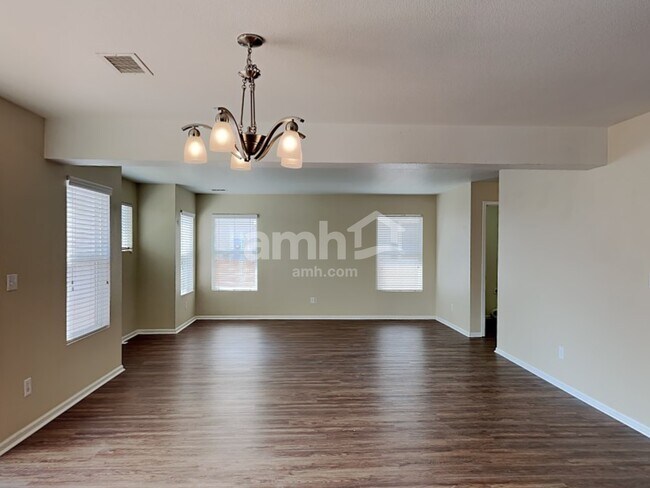 Foto del edificio - 15662 E 98th Pl