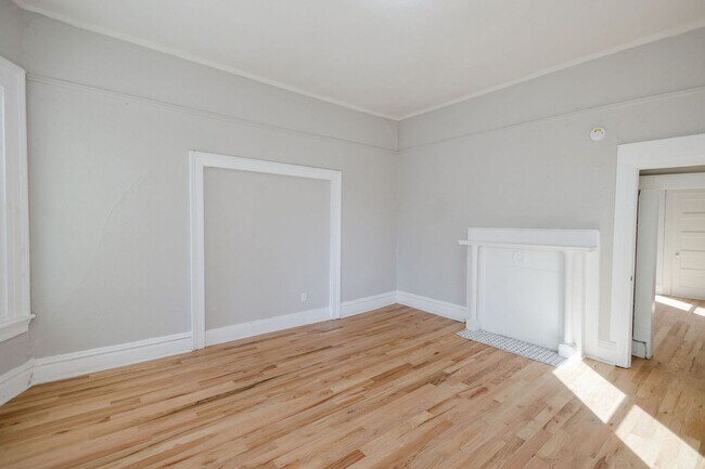 Building Photo - 316 North 8th Street