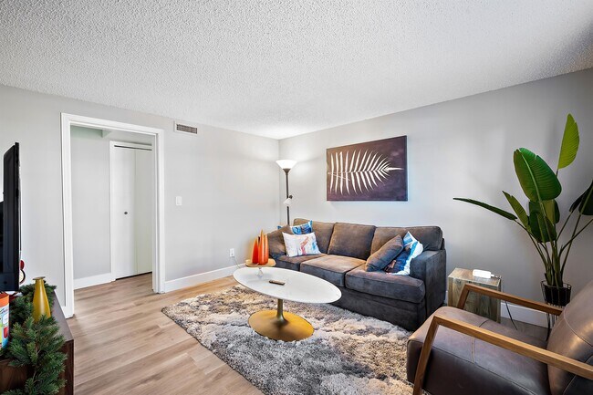 Foto del edificio - 16495 E 17th Pl