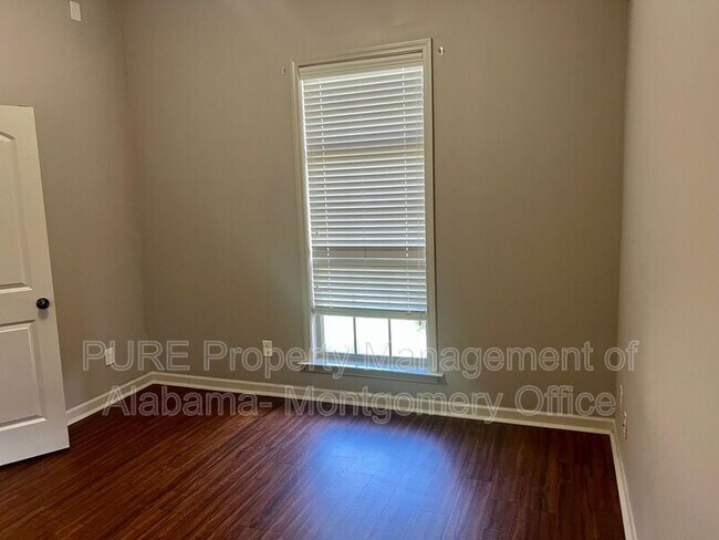 Foto del edificio - 10537 Duncannon Trail