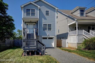 Building Photo - 15 Griggs Ave