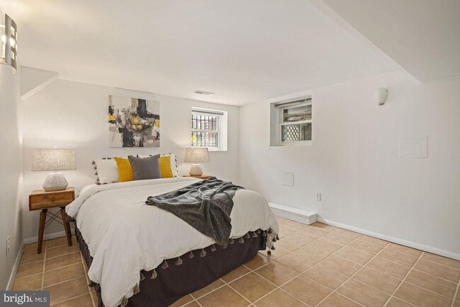 Foto del edificio - 3001 13th St NW