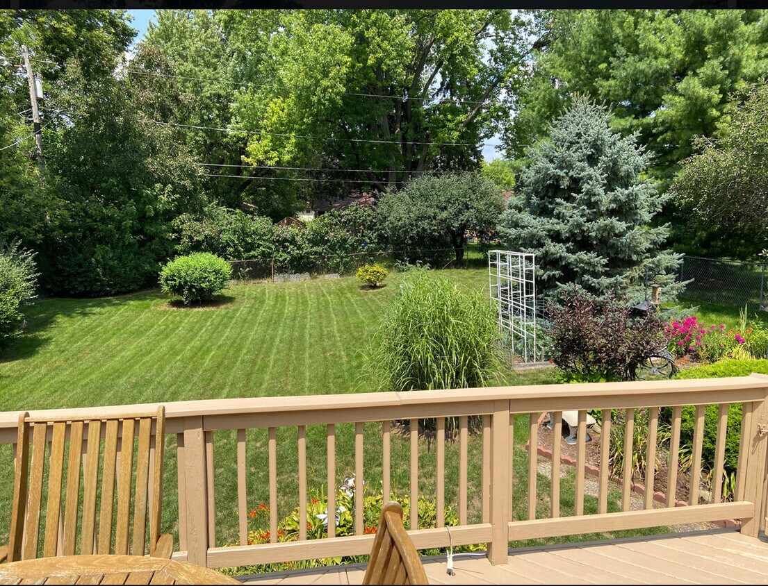 Foto del edificio - 20 Hickory Ln