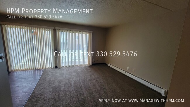 Foto del edificio - Spacious 2 bedroom apartment in Akron