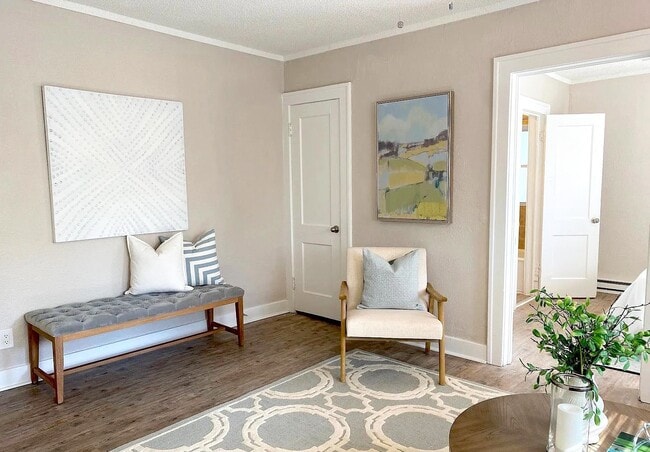 Foto del edificio - 301-307 N Gladstone Blvd - 307-32