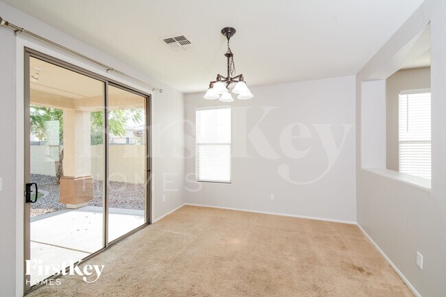 Foto del edificio - 16430 W Prickly Pear Trail