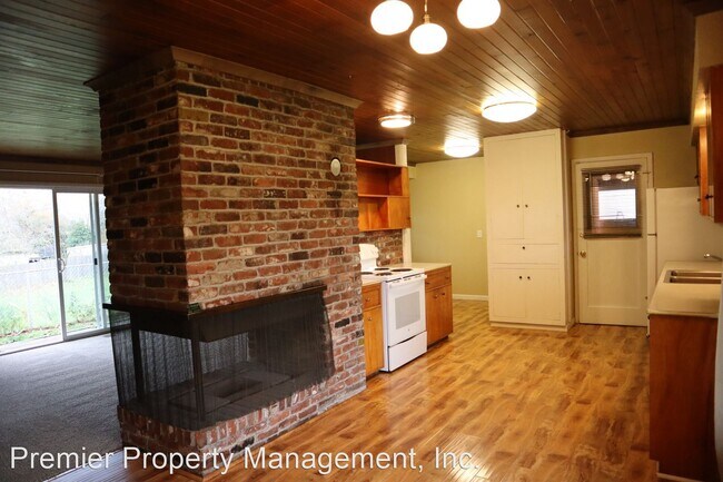 Building Photo - 2 br, 1 bath House - 3714 Lincoln Ave