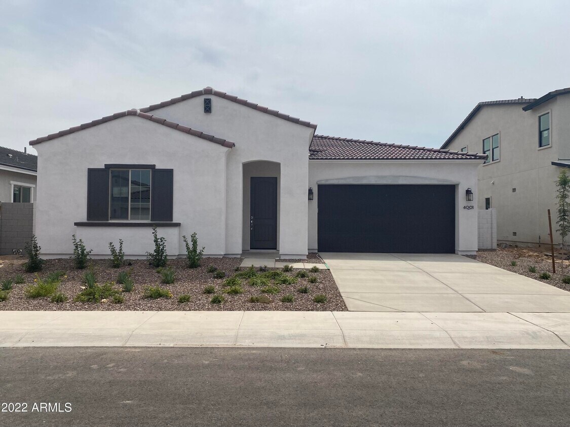 Foto principal - 4001 W Brass Ln