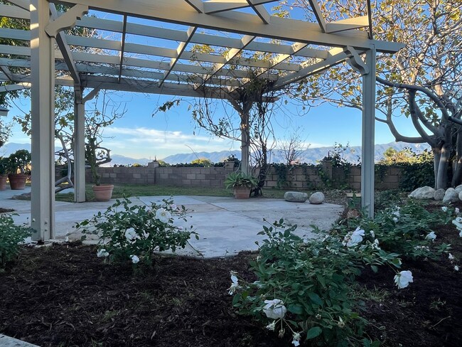 Foto del edificio - 25660 Allen Way